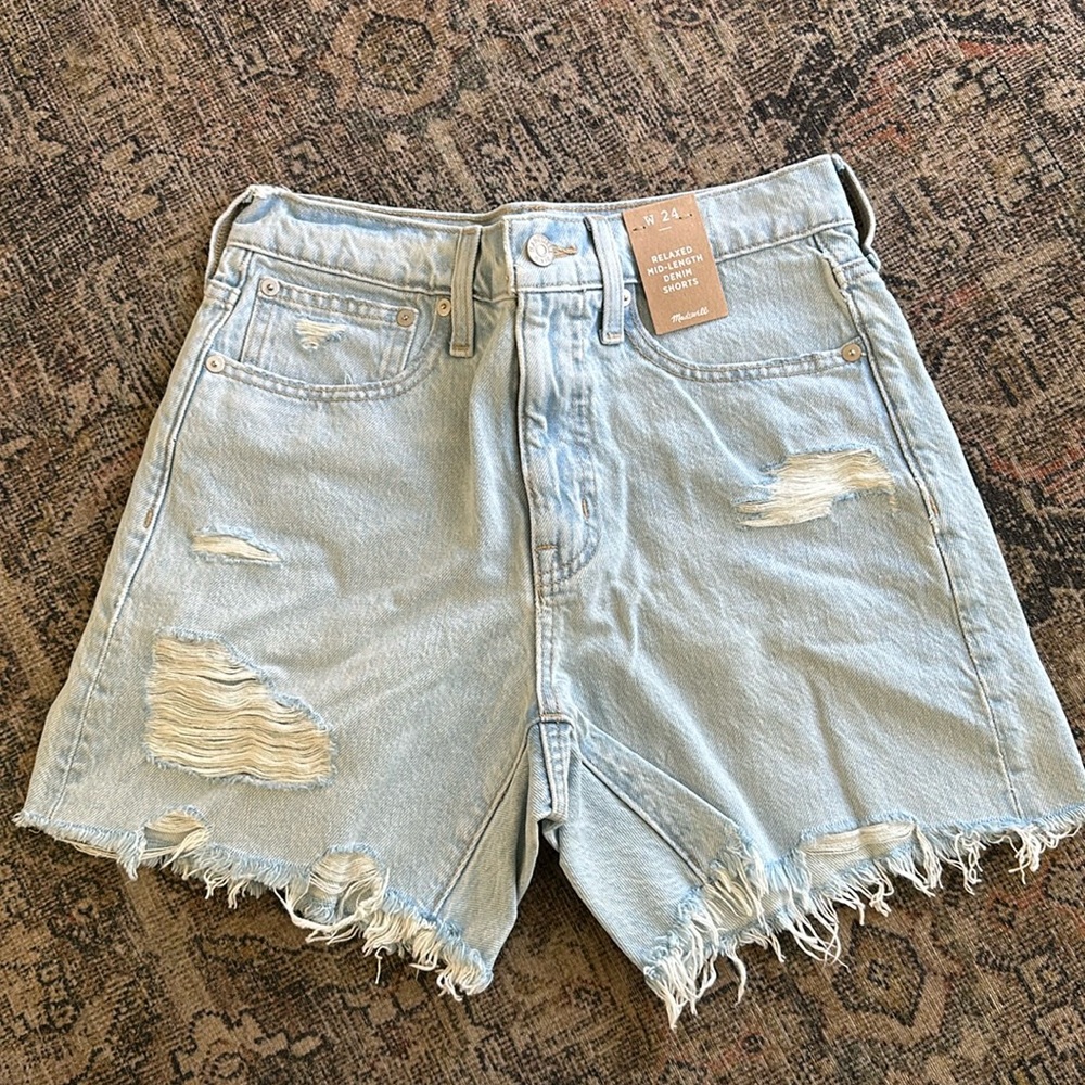 NWT Madewell relaxed mid length denim shorts size 24 Arnham wash